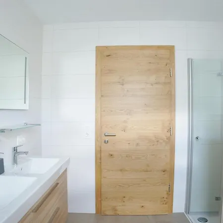 Berg' & Bluamen Appartements Stubai Neustift im Stubaital Exterior photo